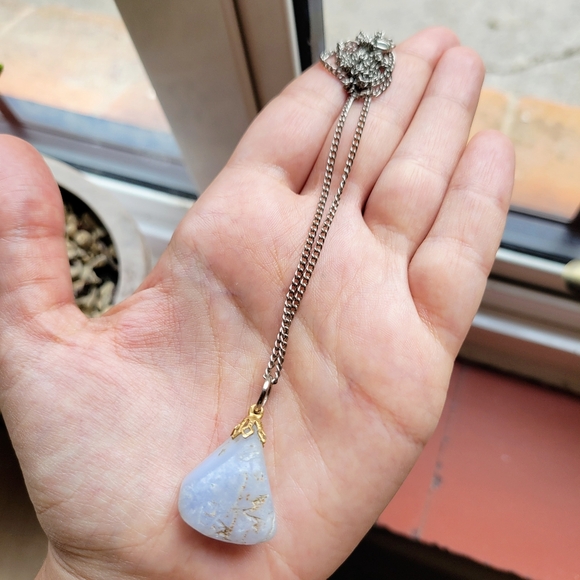 Vintage Stone Necklace - Picture 4 of 7